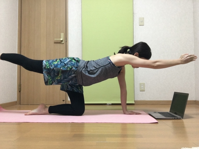 オンラインヨガのやり方は簡単!自分に合ったサービスを楽しみましょう!